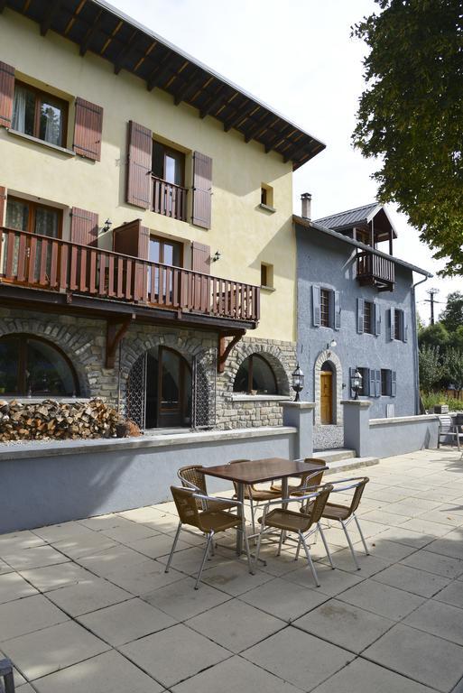 L'Escale En Ubaye Bed & Breakfast Saint-Pons  Exterior photo